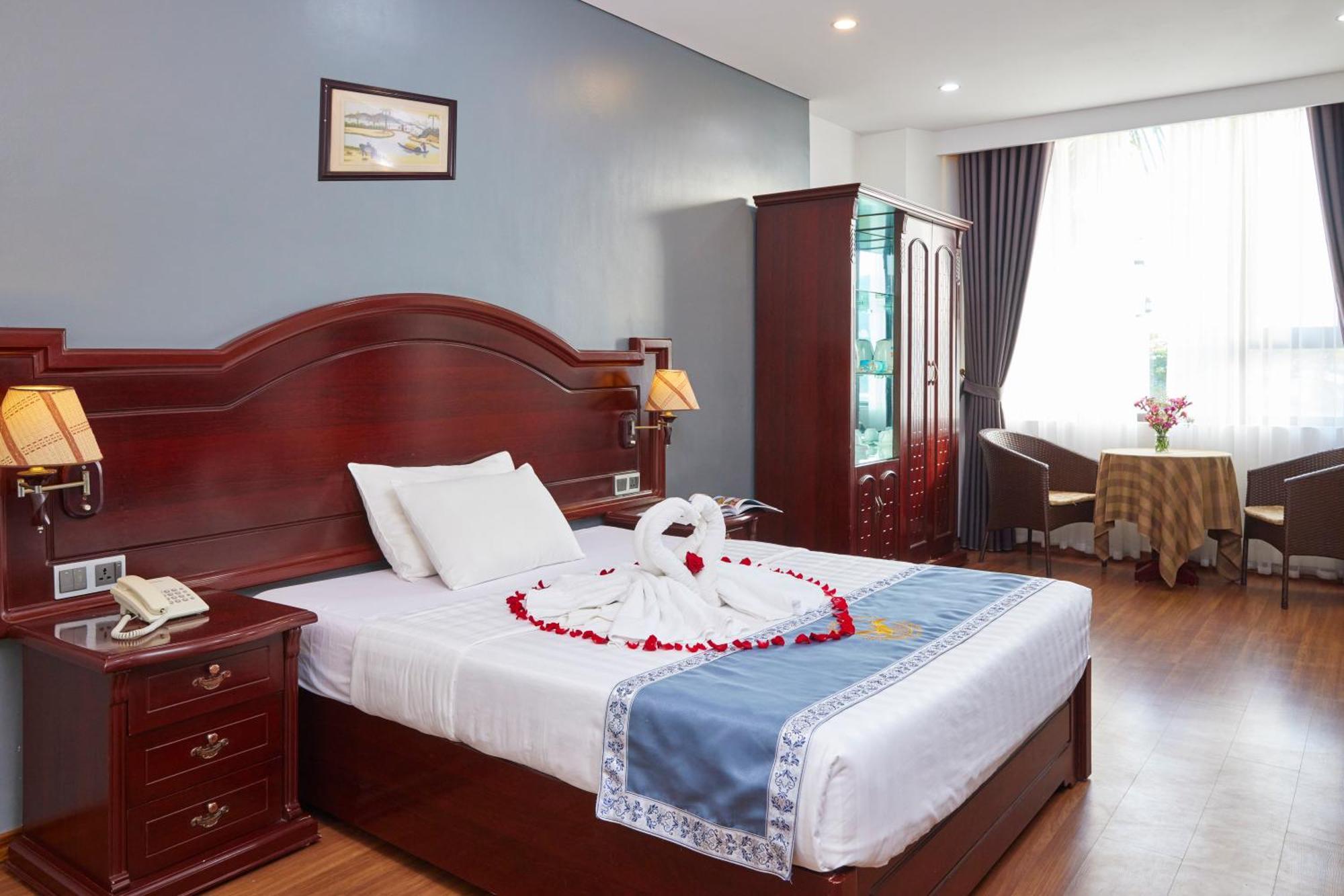 Gieng Ngoc Sea Moutain View Cat Ba Hotel Dong Khe Sau Exterior foto